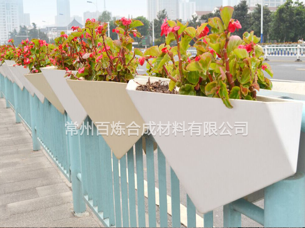 三角形玻璃钢花盆 三角形玻璃钢花盆
